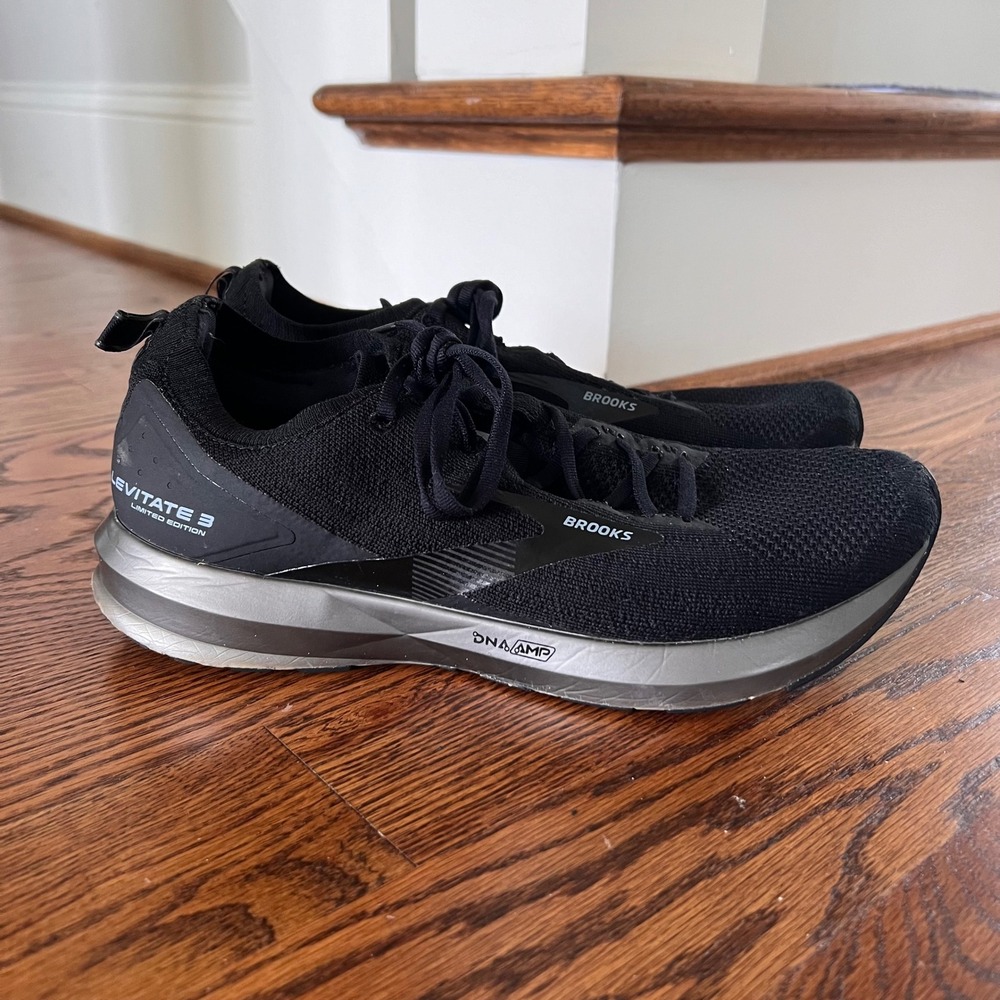 Brooks Levitate 3 Limited Edition Mens 11 Running Shoes Black Silver 1103251D071 - Picture 9 of 11